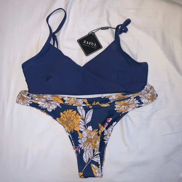 Zaful Floral Bikini - Picture 1 of 2